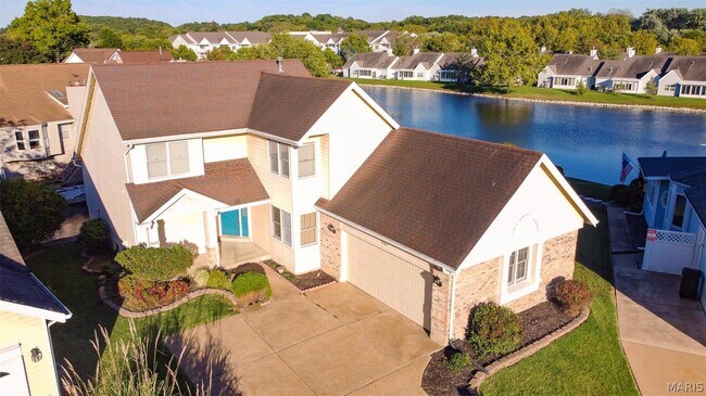 Building Photo - 3309 Lower Lakes Estates Dr