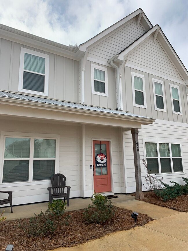 Building Photo - Northern Village @ Ross Park