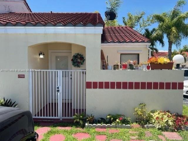 Primary Photo - 2901 San Remo Cir