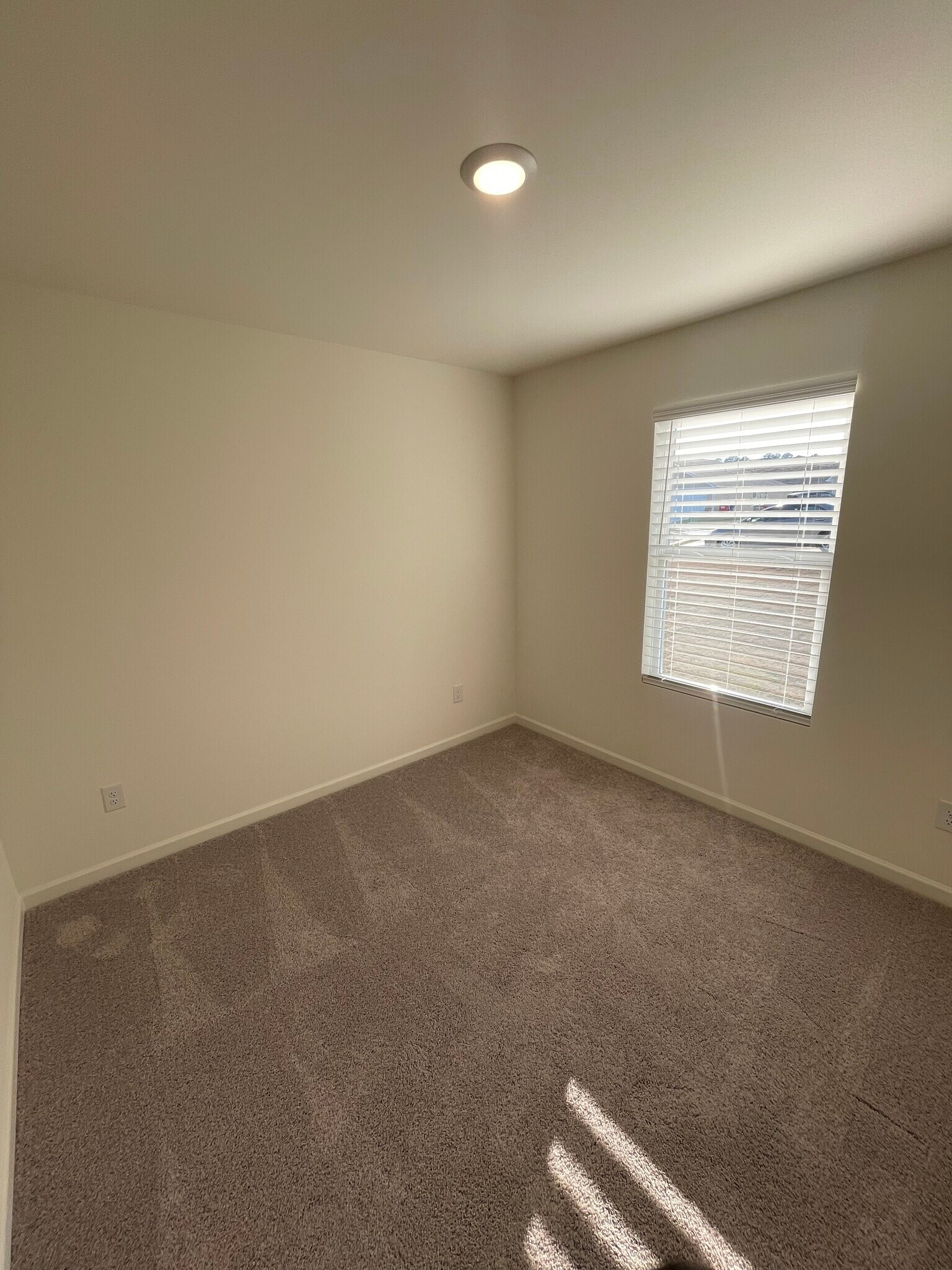 Building Photo - 154 Lochwolde Dr