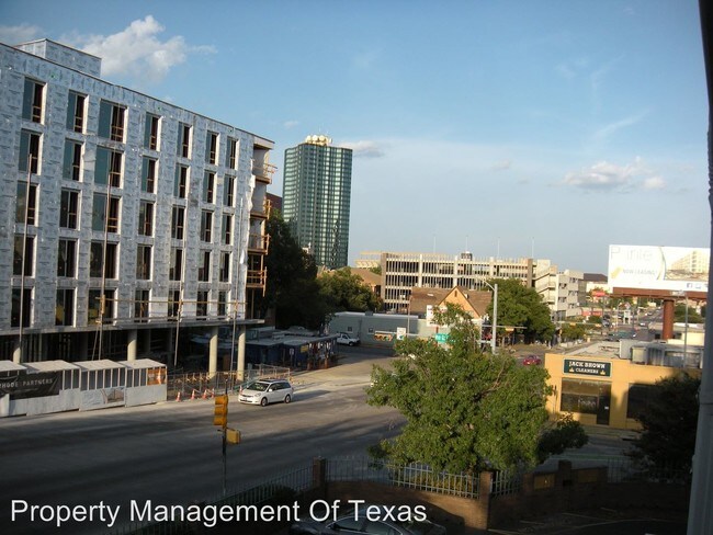 Building Photo - 1808 Rio Grande St