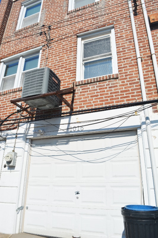 Building Photo - 10AZ Poplar Ave