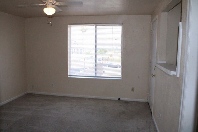 Building Photo - *MOVE IN SPECIAL-HALF OFF!* - Upstairs 1 Bedroom, 1 Bathroom Unit in Antioch with Yard and Storag...