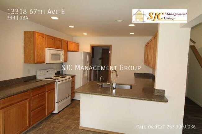 Building Photo - 13318 67th Ave E