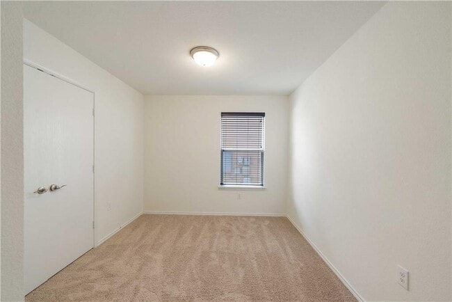 Building Photo - 11012 Culzean Dr