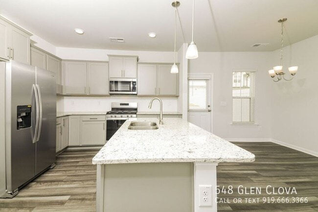 Building Photo - 548 Glen Clova Dr