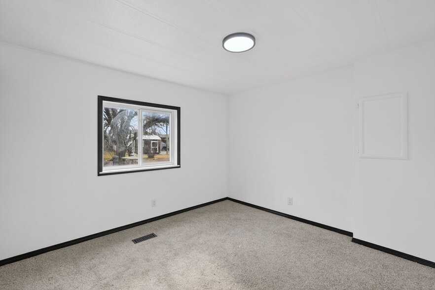 Building Photo - 228 McKinley St