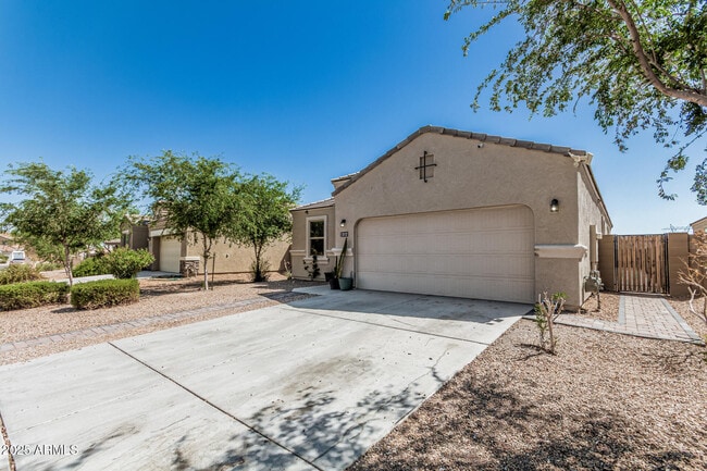 Building Photo - 3112 N 303rd Dr