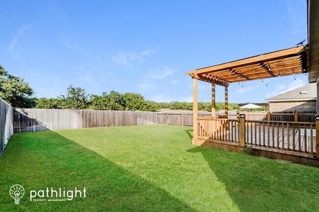 Building Photo - 5133 Blue Ivy, Bulverde, TX, 78163