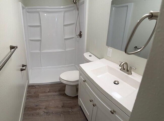 Building Photo - Life Just Got Better