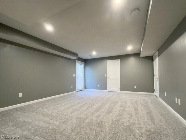 Building Photo - 1450 Sutter St