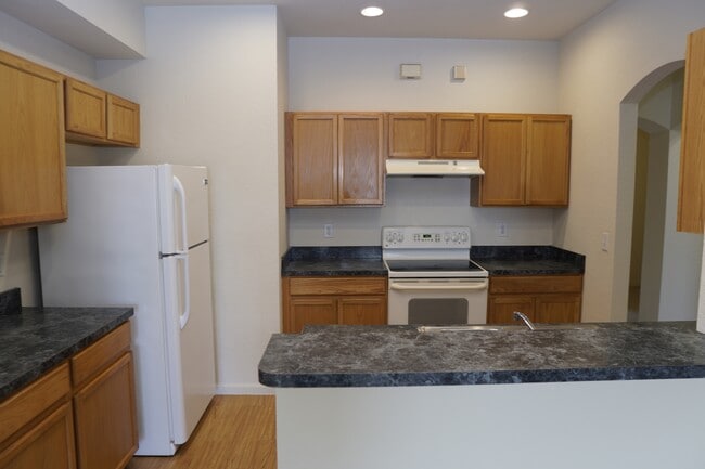 Building Photo - 3007 Langdon Ln N