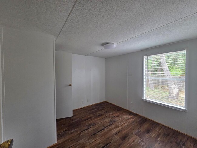 Building Photo - 167 Beaumont St