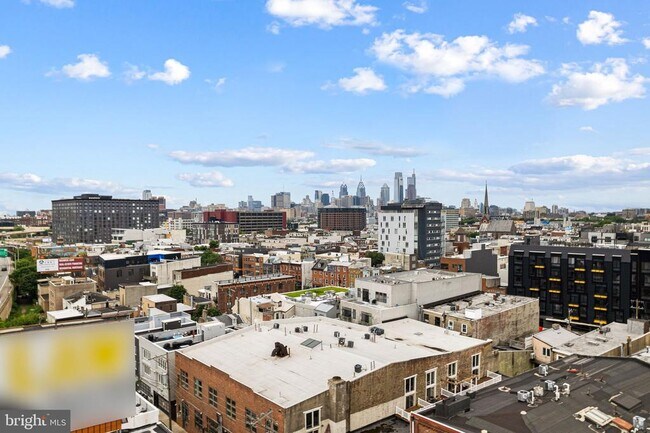 Building Photo - 810 N Hancock St