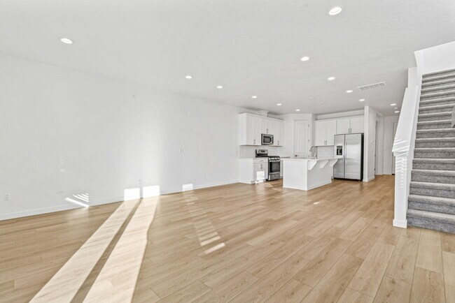 Building Photo - 12459 W Norterra Ln
