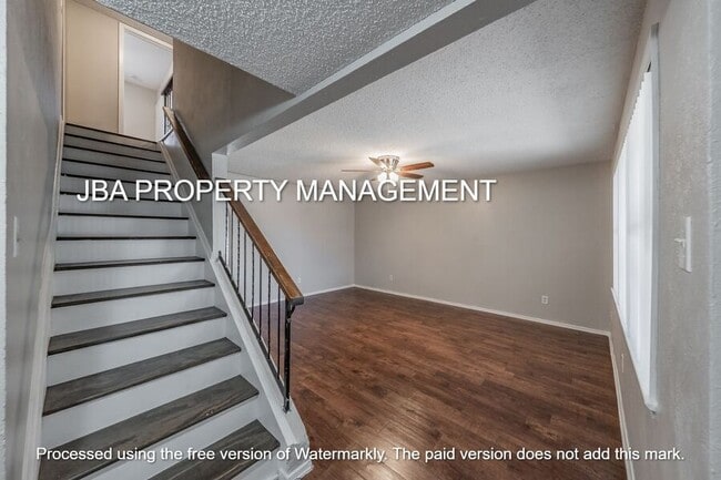 Building Photo - 1755 Farleigh Ct