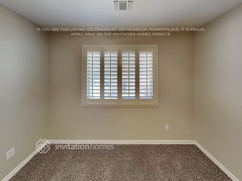 Building Photo - 3318 W Santa Cruz Ave