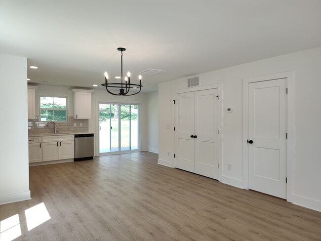 Building Photo - Newly built 2 story, 3 bedroom, 2.5 bath duplex located in Kannapolis!