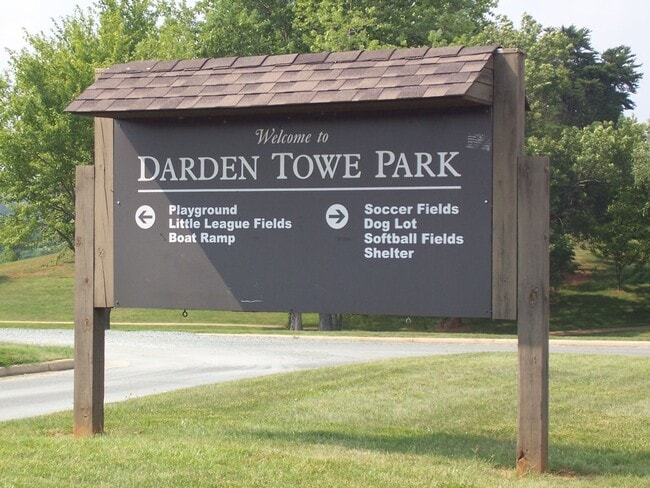 Building Photo - 410 Dorrier Dr