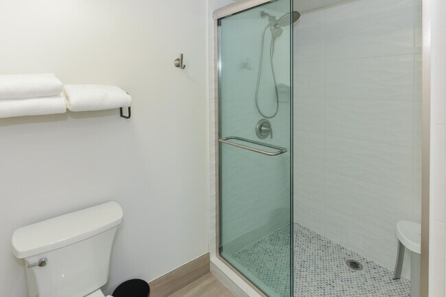 Building Photo - 901 Seafarer Cir