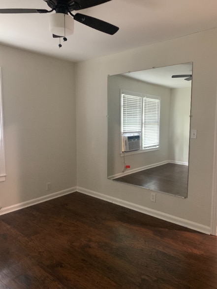 Building Photo - 716 Shadwell Dr