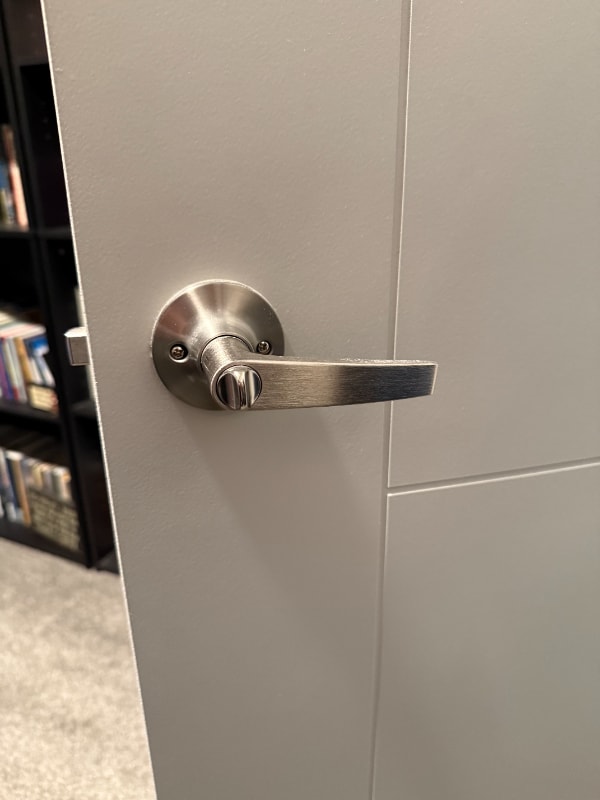 Building Photo - 67 W 600 S