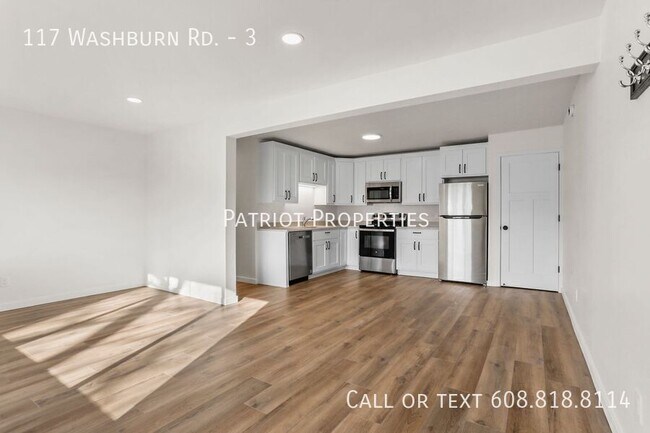 Primary Photo - 117 Washburn Rd