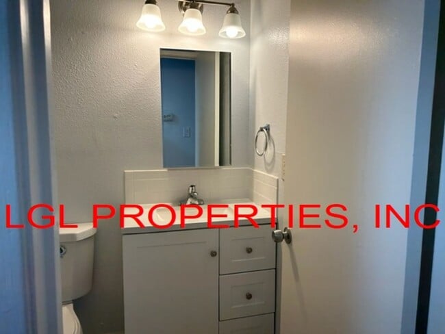 Building Photo - 7708 25th St