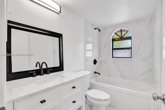 Building Photo - 13705 SW 101st Terrace