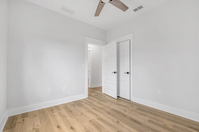 Building Photo - 80 Capri Ln