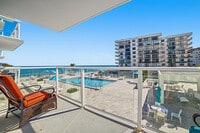 Building Photo - 3450 S Ocean Blvd