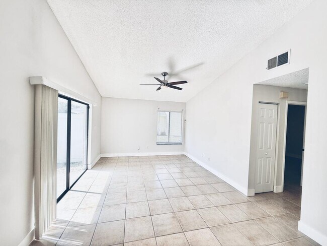 Building Photo - 4454 Pinebark Ave