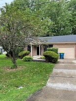 Building Photo - 10750 N Park Ave