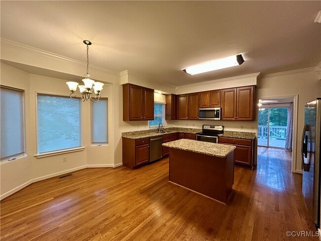 Building Photo - 1520 Crawford Wood Dr