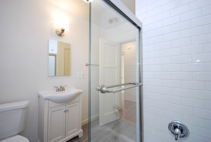 Building Photo - 853 N Citrus Ave