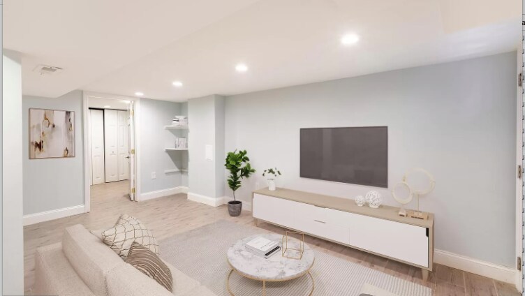 Building Photo - 624 Irving St NW