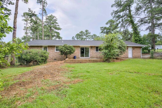 Building Photo - 2435 Forest Park Rd