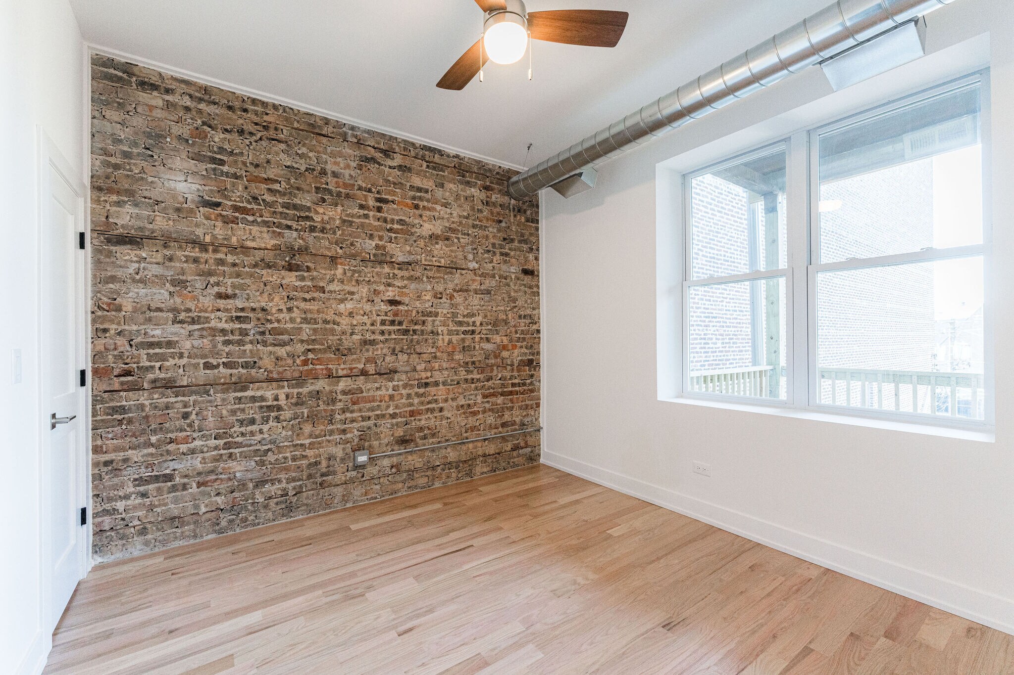 Building Photo - 2620 N Milwaukee Ave