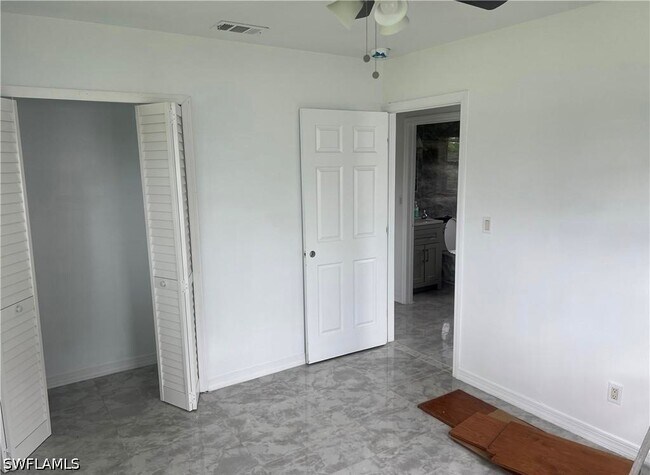 Building Photo - 160 Brooks Rd