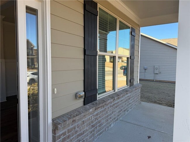 Building Photo - 345 Hellen Vly Dr