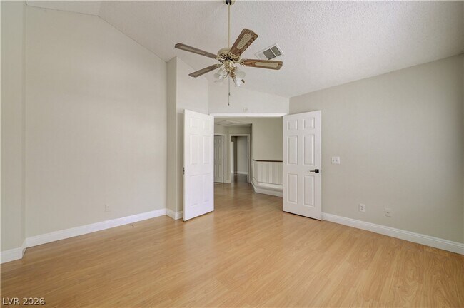 Building Photo - 2616 Camphor Tree St