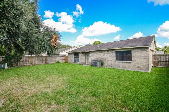 Building Photo - 4811 Raven Ridge Dr