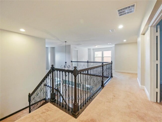 Building Photo - 4940 Palmetto Park Dr