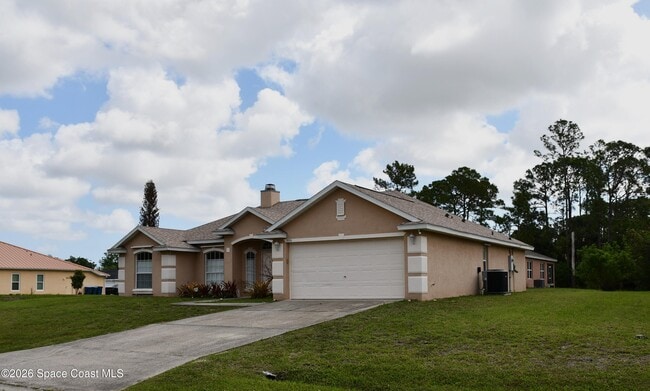 Building Photo - 995 Black Coral Ave NW