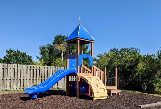 Building Photo - 6146 Olivedale Dr