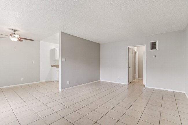 Floorplan - Shermanair Apartments