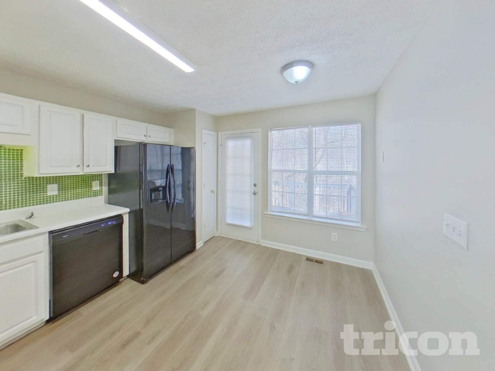 Building Photo - 165 Bridge Landing