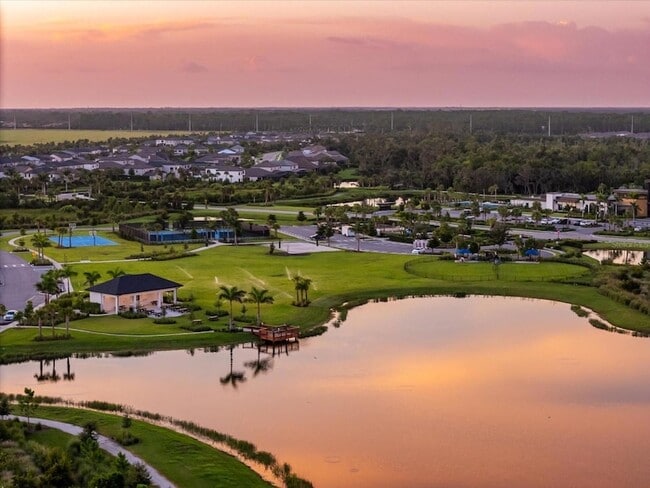 Building Photo - 8765 Daybreak St