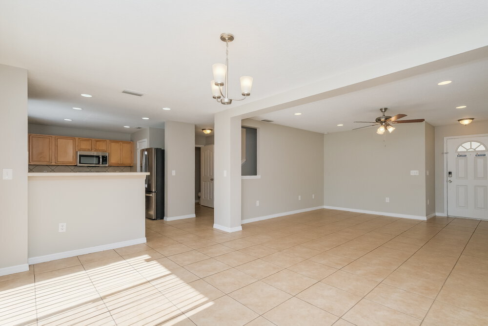 Building Photo - 9243 Wellstone Dr