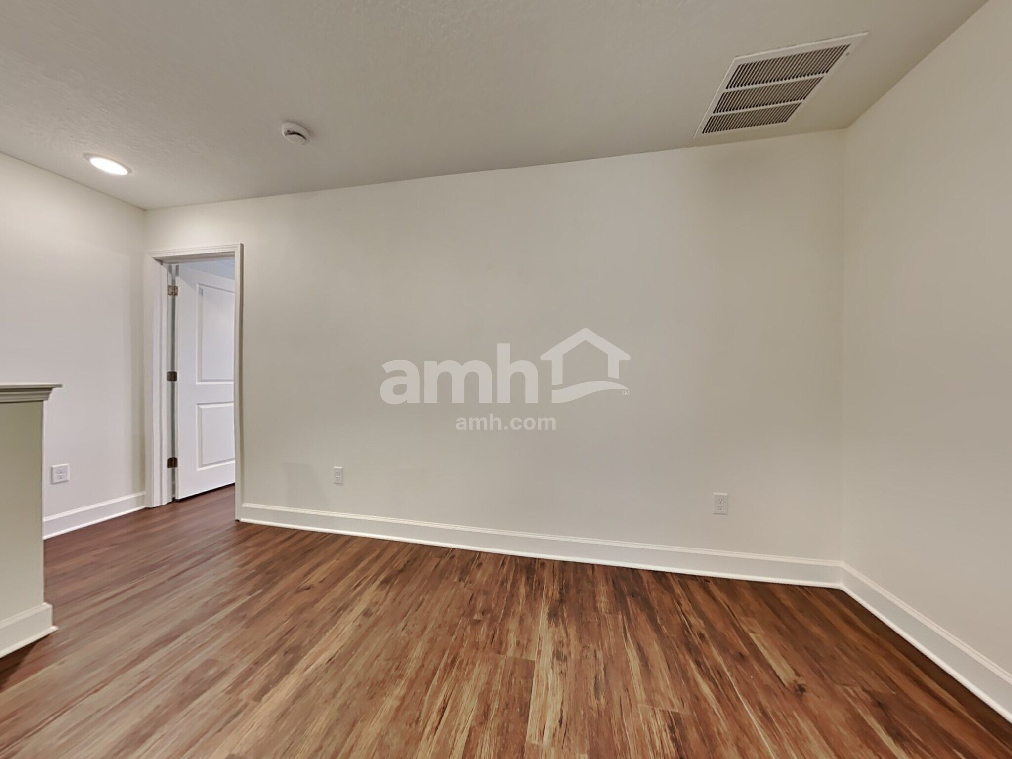 Building Photo - 2943 Rolling Acres Rd